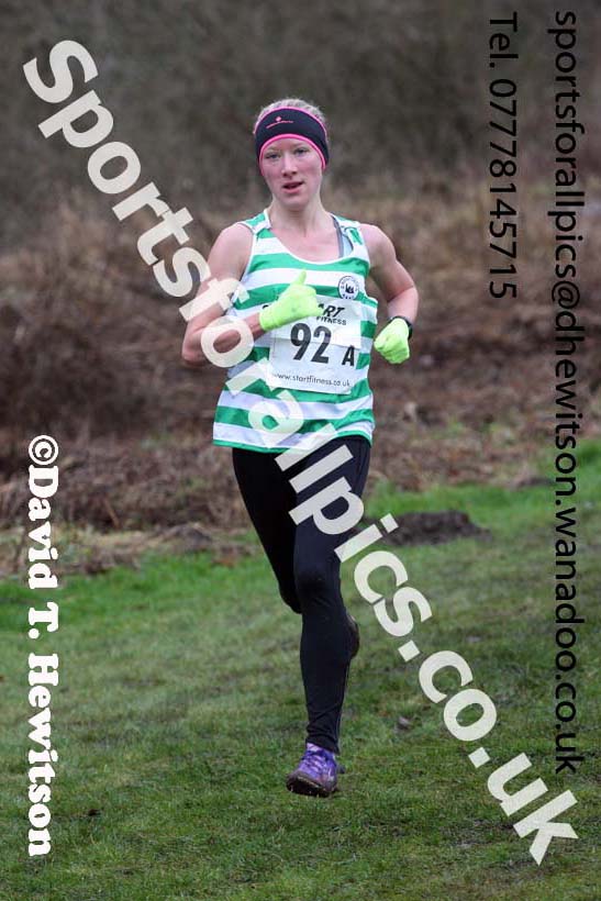 Senior and veteran womens Durham Cathedral Cross Country Relays, Maiden Castle, Durham. Photo: David T. Hewitson/Sports for All Pics